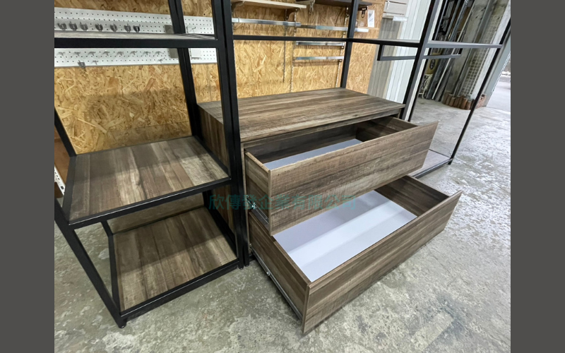 客製-烤漆邊框陳列展示架